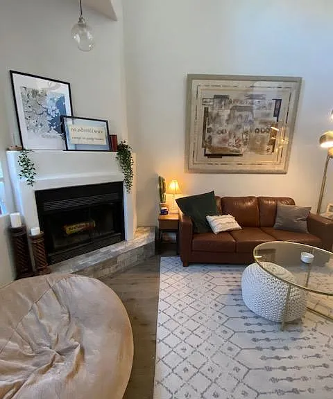 1025 E Highland Ave #9 — Photo 4