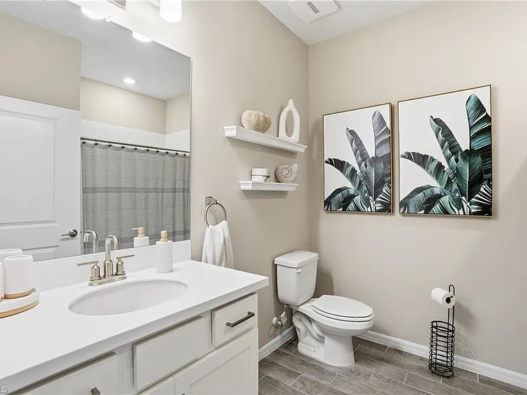 11851 Venetian Lagoon Dr #202 — Photo 32