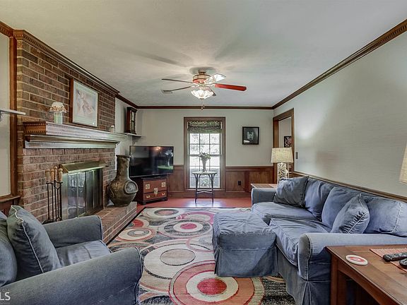 5th image of 1259 Chesapeake Dr