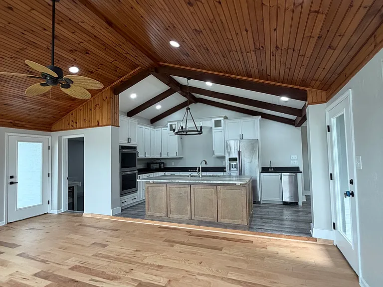 11504 Turkey Creek Rd — Photo 10