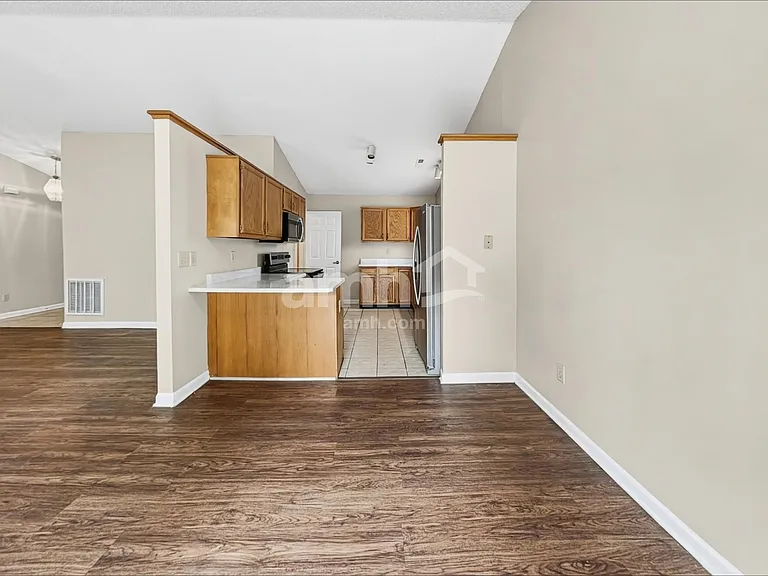 7315 Cordova Dr — Photo 5