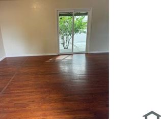 1220 Beech St, East Palo Alto, CA 94303