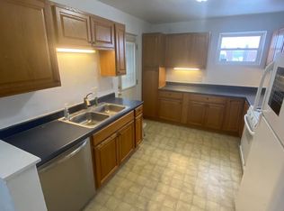 904 Miller Ave, Clairton, PA 15025