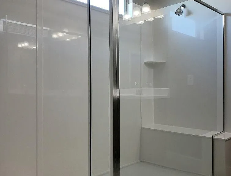 Primary shower