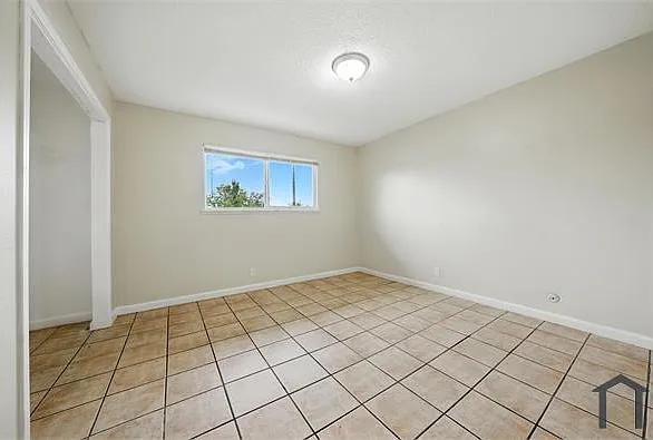 7123 Holly St #C — Photo 16