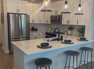 340 Great Circle Rd #571, Nashville, TN 37228