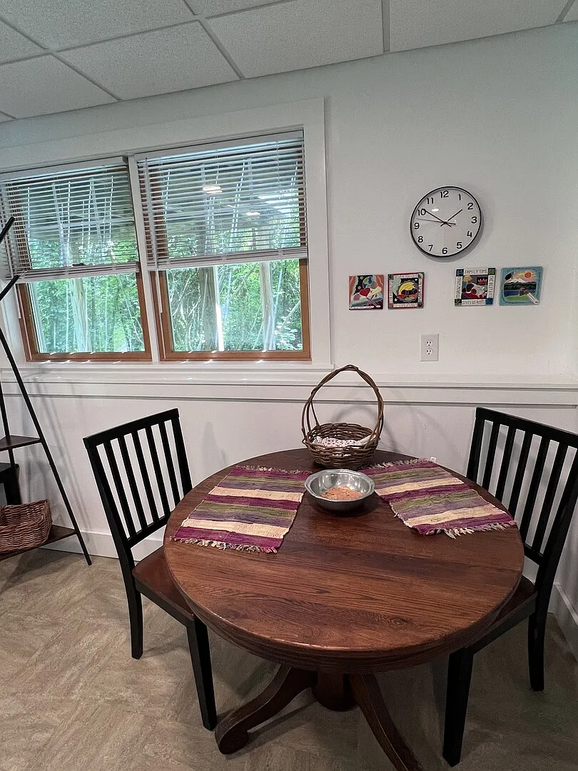 Charming Brand New Apartment in Vermont — Photo 2