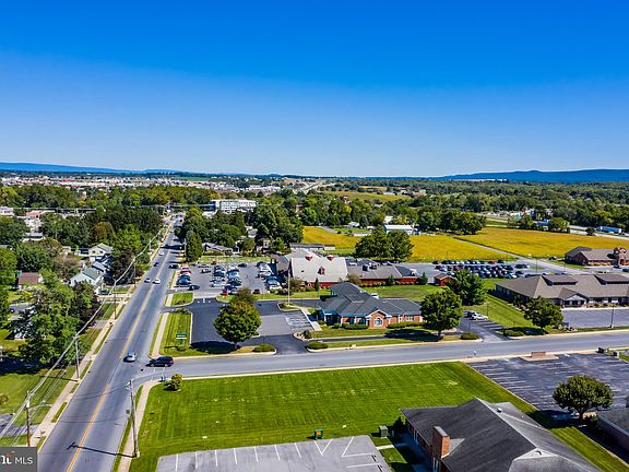4th image of Stouffer Ave
