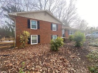 202 Beechnut Dr, High Point, NC 27265