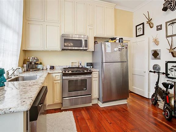 4th image of 820 Esplanade Ave #4