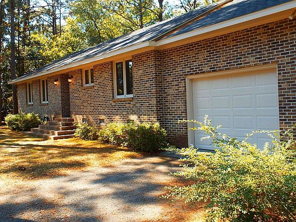 #JakeLeeRealEstate Exclusive in Hagley Estates of Pawleys Island, SC - NO HOA - ALL BICK - FULLY RENOVATED