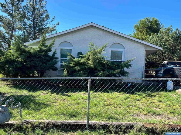 811 & 811.5 W Hester St, Silver City, NM 88061