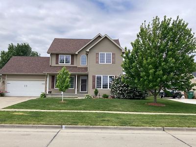 904 SE Little Beaver Dr, Grimes, IA, 50111