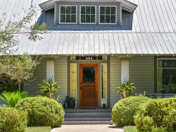 160 Avenue C, Apalachicola, FL 32320