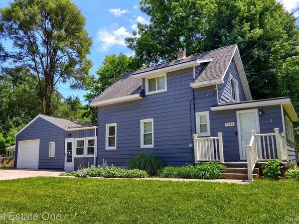 4844 Elizabeth Lake Rd, Waterford, MI 48327