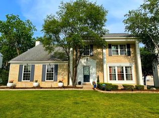 1981 Charrington Dr, West Bloomfield, MI 48324