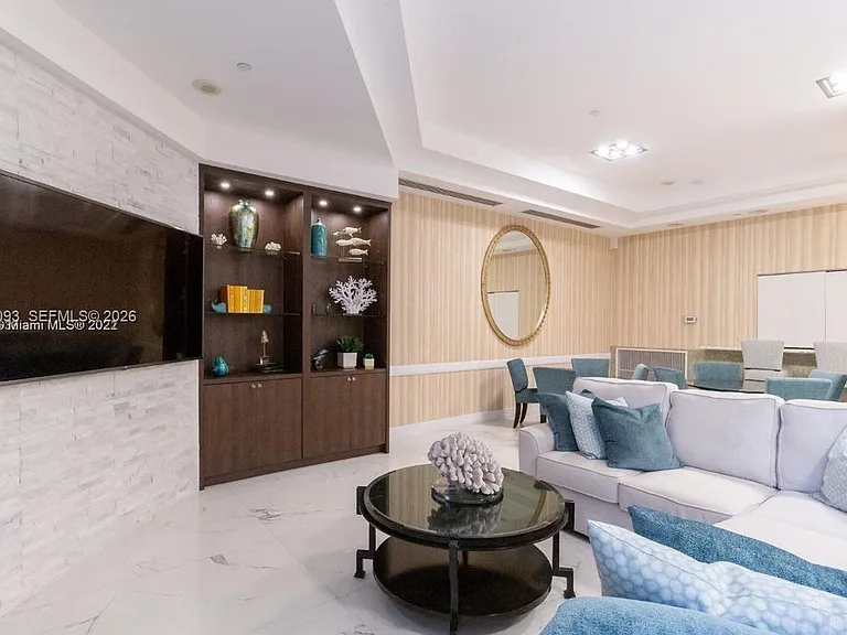 6917 Collins Ave #720 — Photo 40
