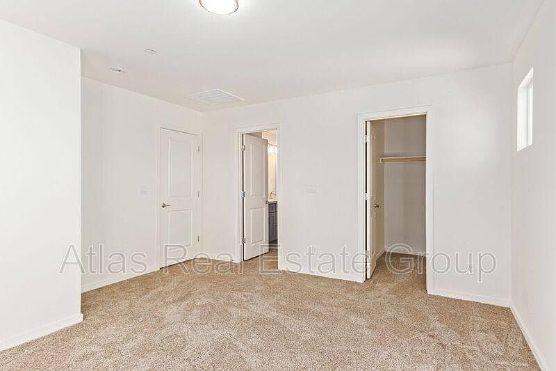 1st image of 101 W 9th Pl #101
