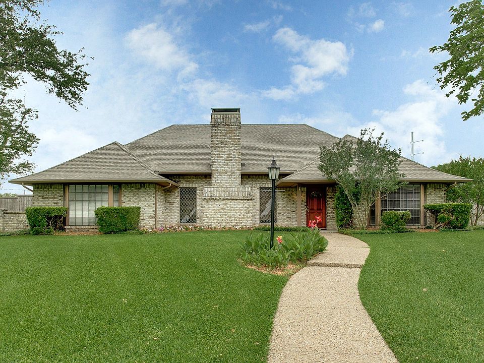 1st image of 10102 Branwood Ln