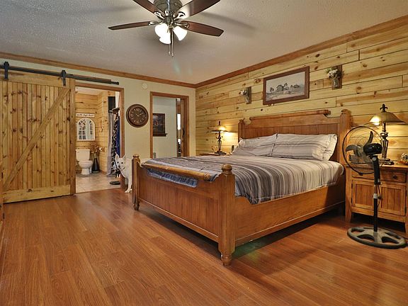 15th image of 367 Junius Lee Rd