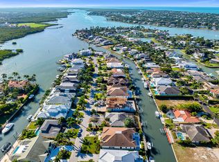 2170 Snook Dr, Naples, FL 34102