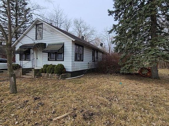 3rd image of 2122 Honore Ave