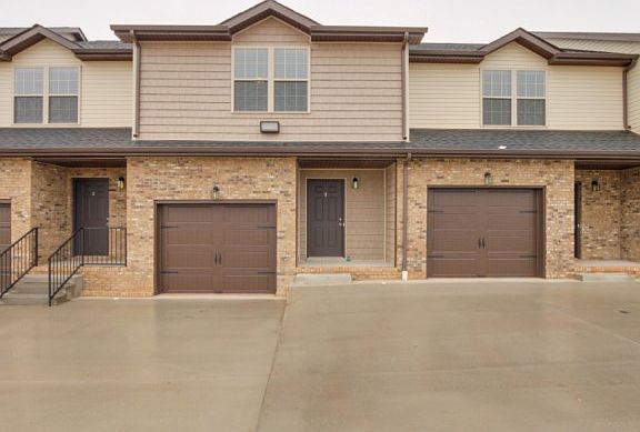 2nd image of 1607 Railton Ct #C