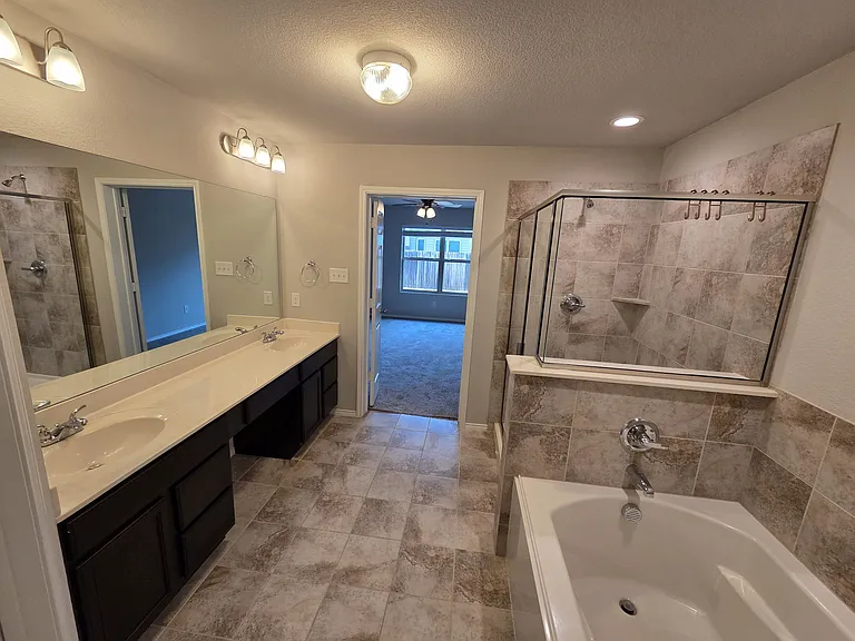 7504 Boat Wind Rd — Photo 13