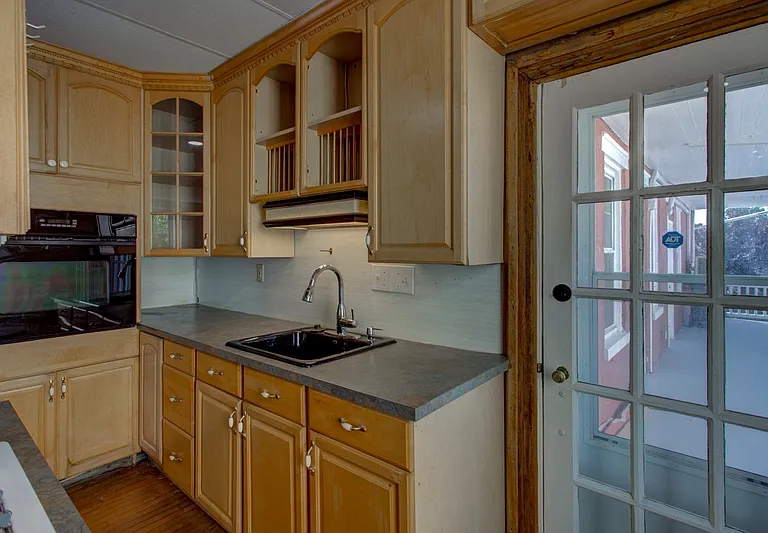 515 Locust St #3 — Photo 7