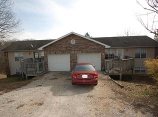 25 Lakeshore Dr, Kimberling City, MO 65686