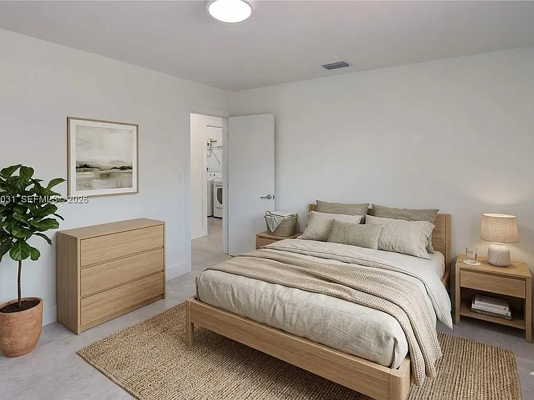 2943 SW 36th Ave #A — Photo 7