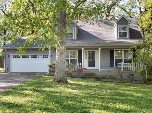 129 Oakcrest Rd, Huntsville, AL 35811
