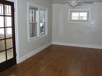 4th image of 103 N Harvard Ave