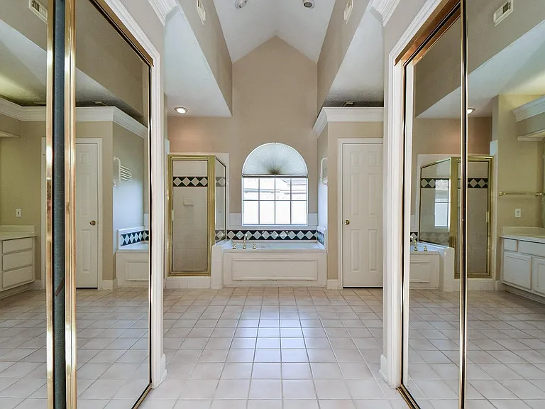 1502 Emerald Springs Ct — Photo 19