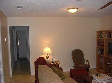5th image of 836 Fairfield Ave