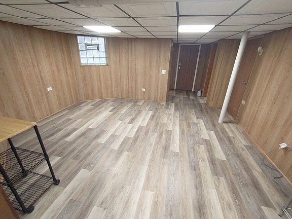 Living room without furniture
