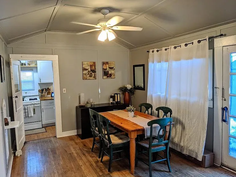 4110 Ames St — Photo 12
