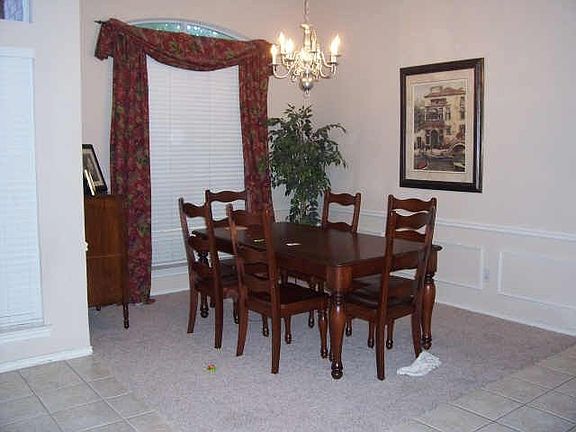 4th image of 7874 Creekview Dr