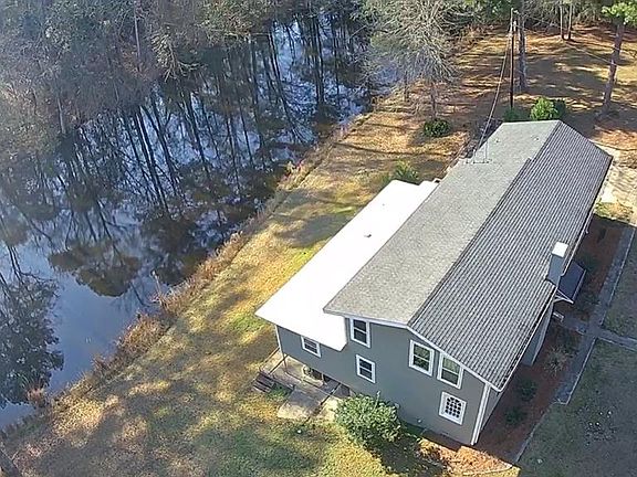 2nd image of 688 Joe Perrett Rd