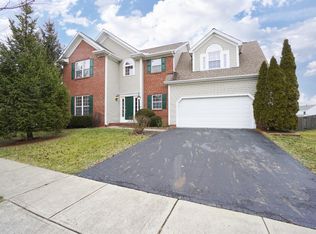 5816 Deerfield Village Dr, Mason, OH 45040