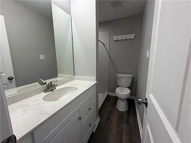812 Urbandale St #C — Photo 8