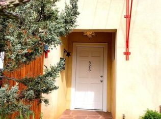 526 Wellesley Dr SE, Albuquerque, NM 87106