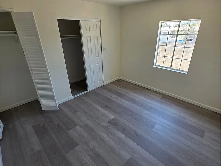 7915 Juniper Ave — Photo 10