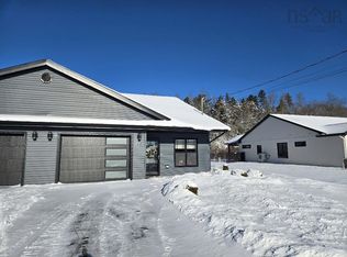 17 Riverview Dr, Colchester, NS B6L4B6