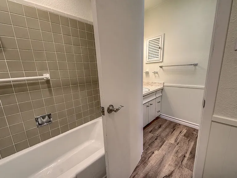 3106 Manila Dr — Photo 19