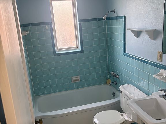 5th image of 0 E Maple Ave #701
