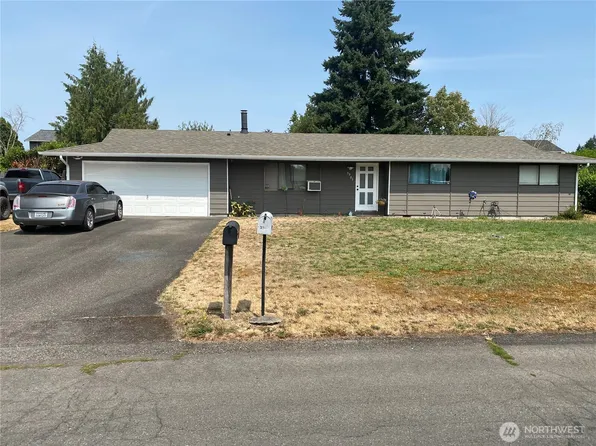 3903 155th Street E, Tacoma, WA 98446