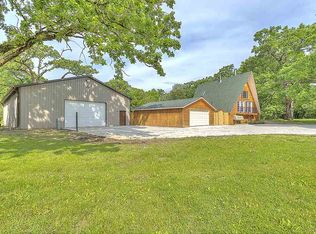 15822 Caledonia Rd, CALEDONIA, IL 61011