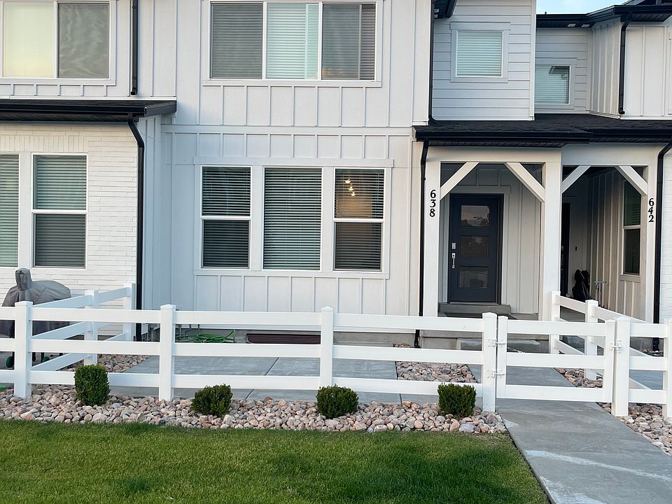 Front of unit - 638. Private gated patio.