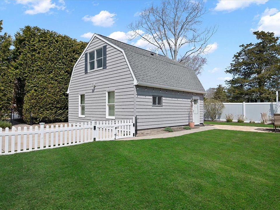 1st image of 25 Gardners Ln